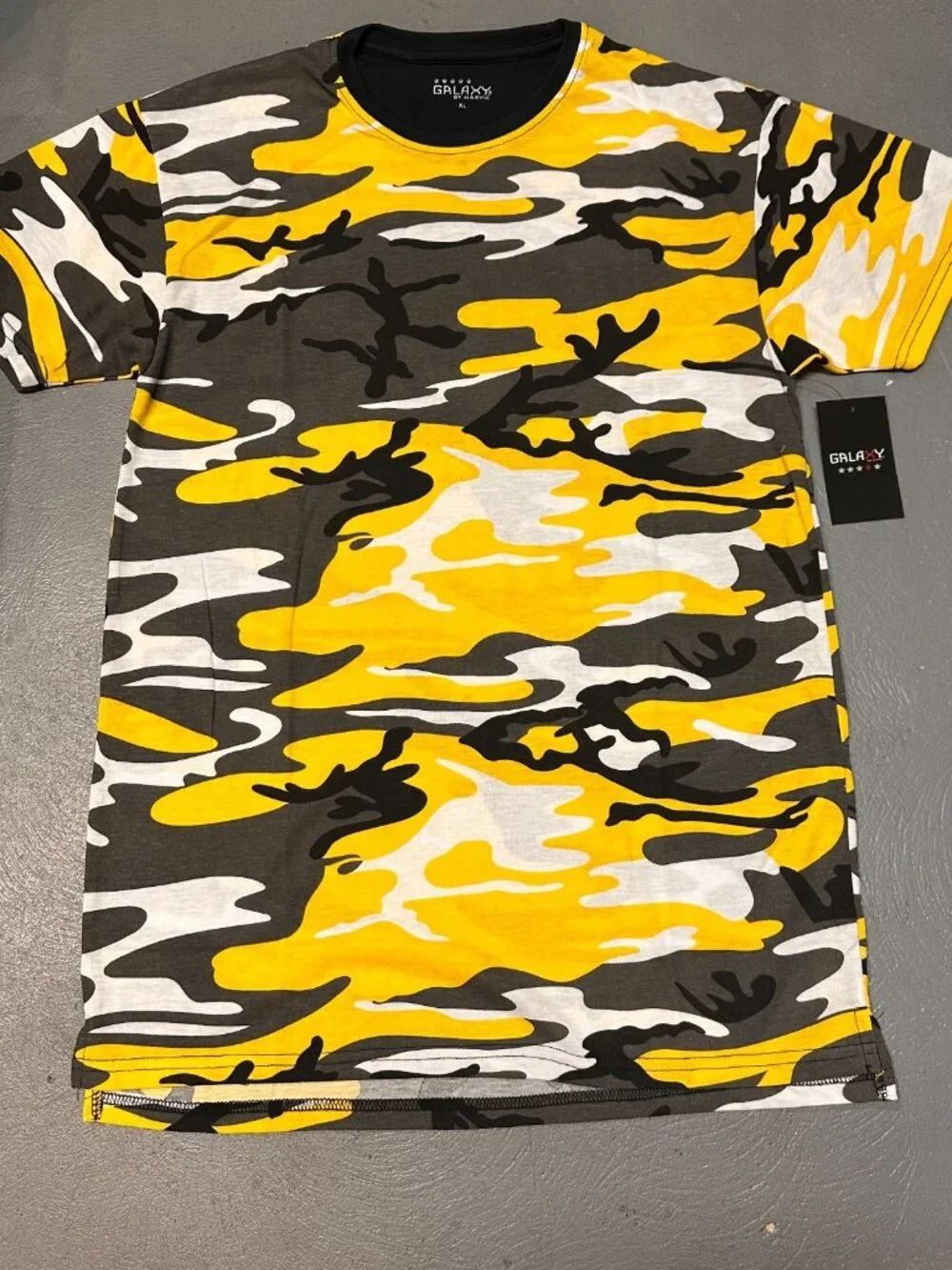 3/$30 Galaxy By Harvic Camouflage Shirt Yellow Men Size X-Large Short Sleeve New